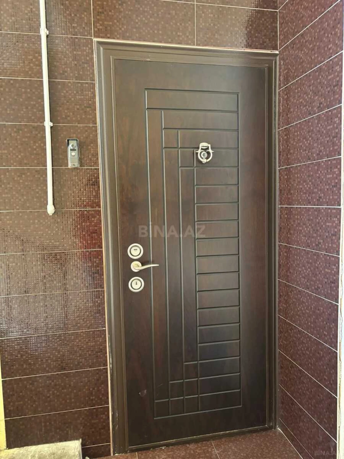 Satılır 4 otaqlı mənzil 100 m²
