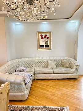 Satılır 4 otaqlı mənzil 100 m²