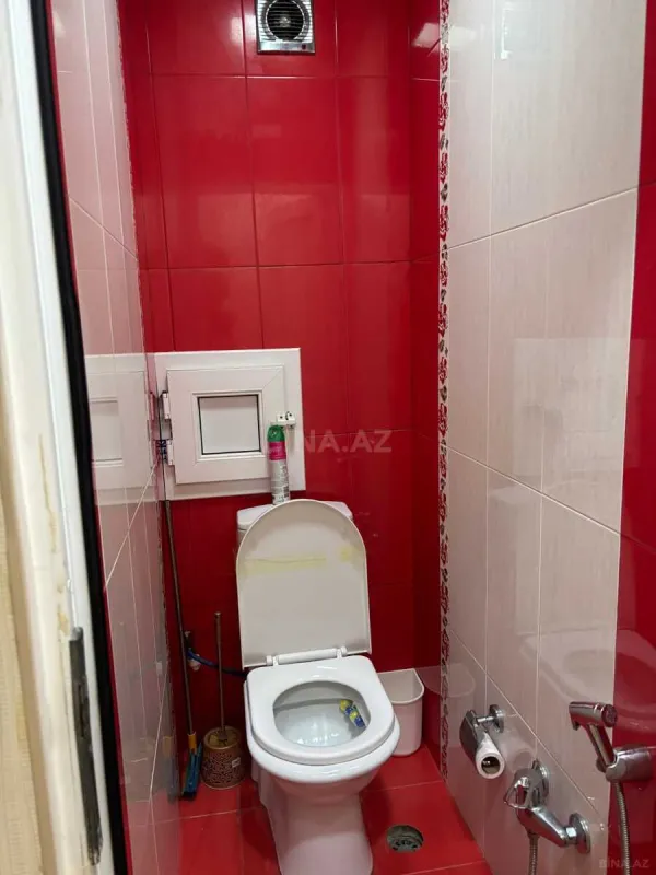 Satılır 4 otaqlı mənzil 100 m²