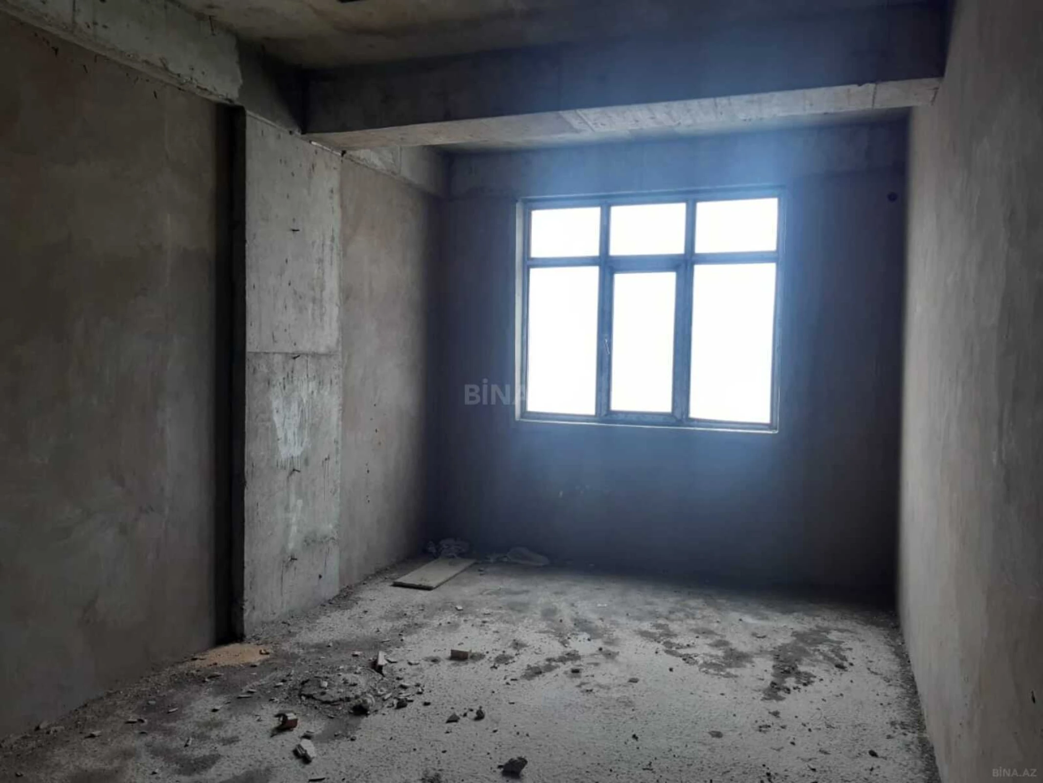 Satılır 1 otaqlı mənzil 70 m²