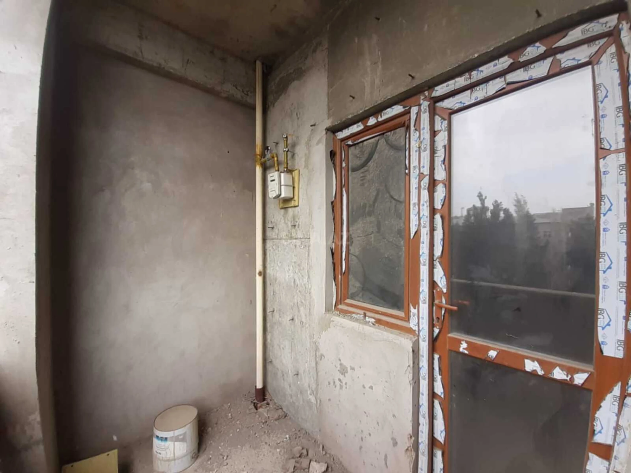 Satılır 1 otaqlı mənzil 70 m²