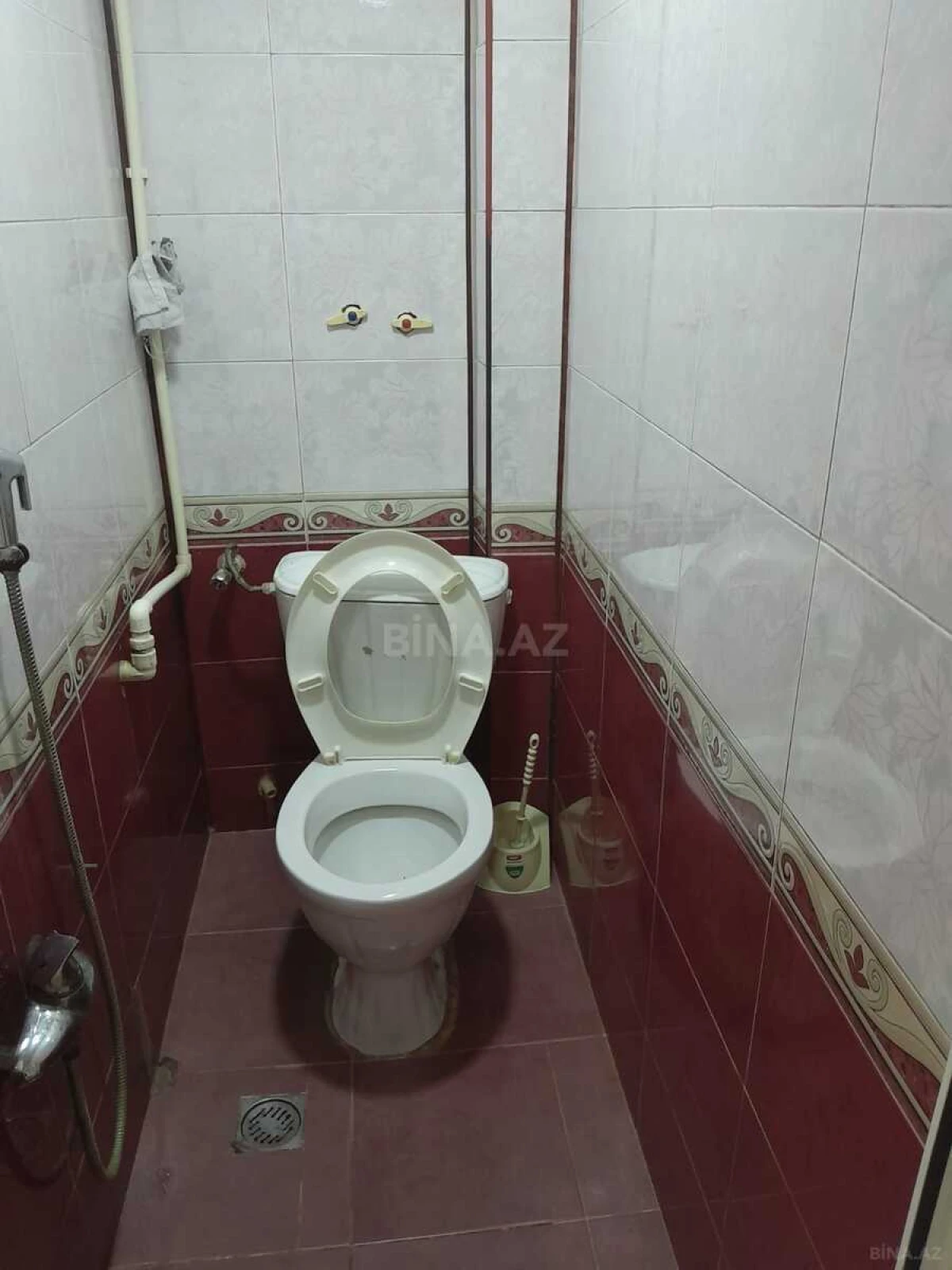 Satılır 4 otaqlı mənzil 100 m²