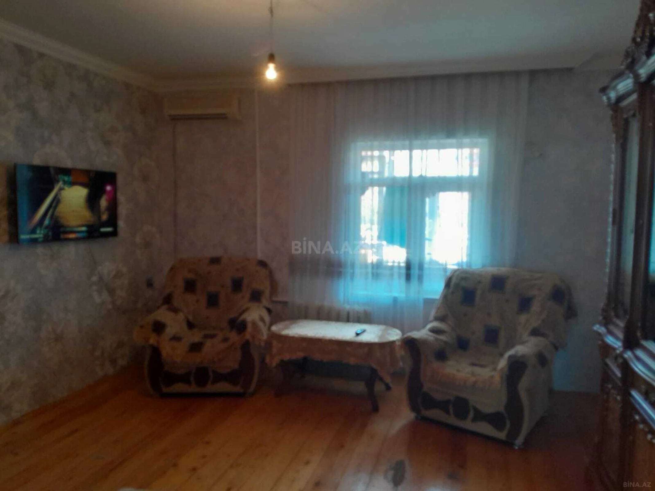 Satılır 4 otaqlı mənzil 100 m²