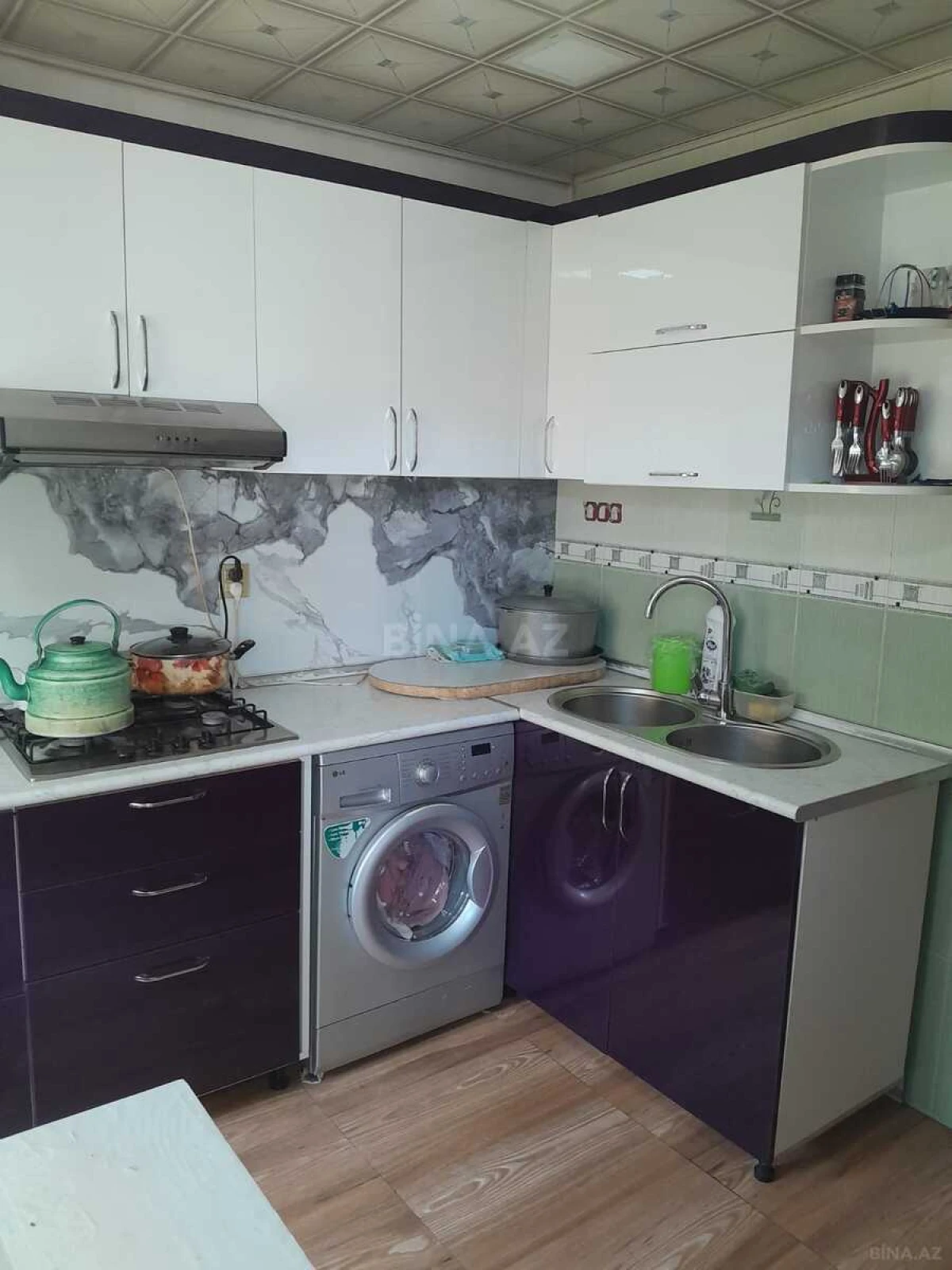 Satılır 4 otaqlı mənzil 100 m²