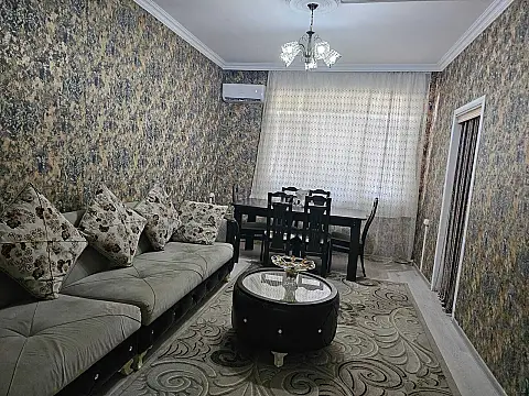 Kirayə verilir 2 otaqlı mənzil 55 m²