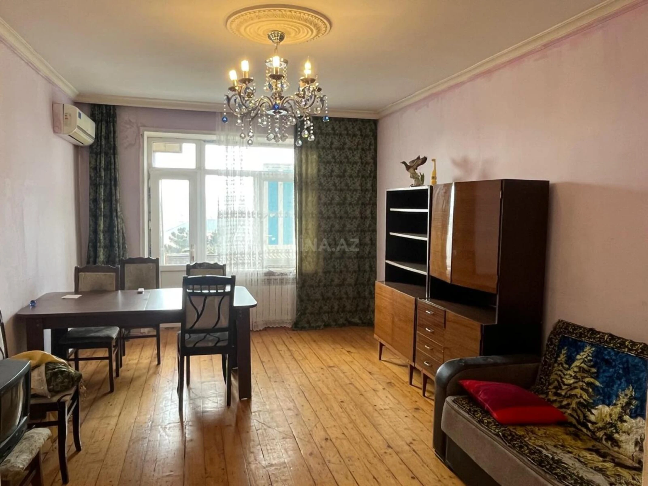 Kirayə verilir 2 otaqlı mənzil 65 m²