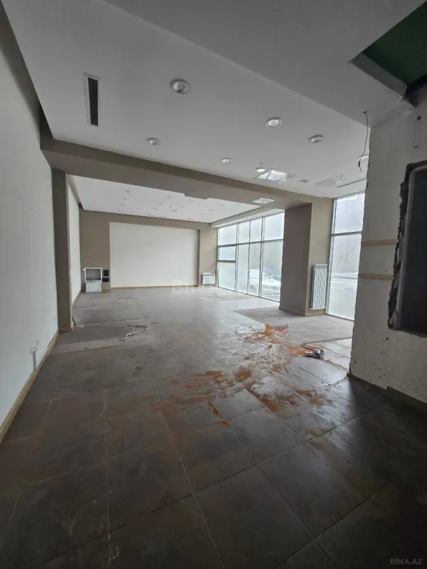 Kirayə verilir obyekt 220 m²