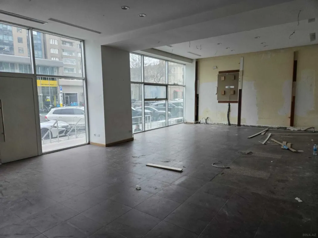 Kirayə verilir obyekt 220 m²