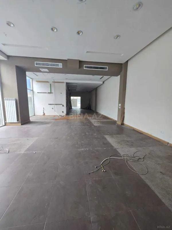 Kirayə verilir obyekt 220 m²