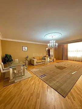 Kirayə verilir 3 otaqlı mənzil 170 m²