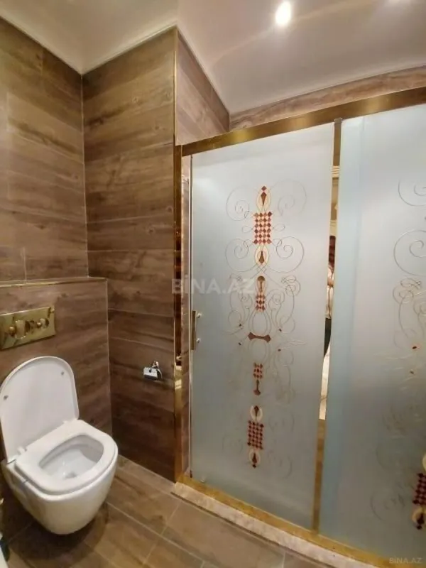 Kirayə verilir 2 otaqlı mənzil 65 m²