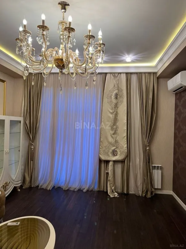 Kirayə verilir 2 otaqlı mənzil 65 m²