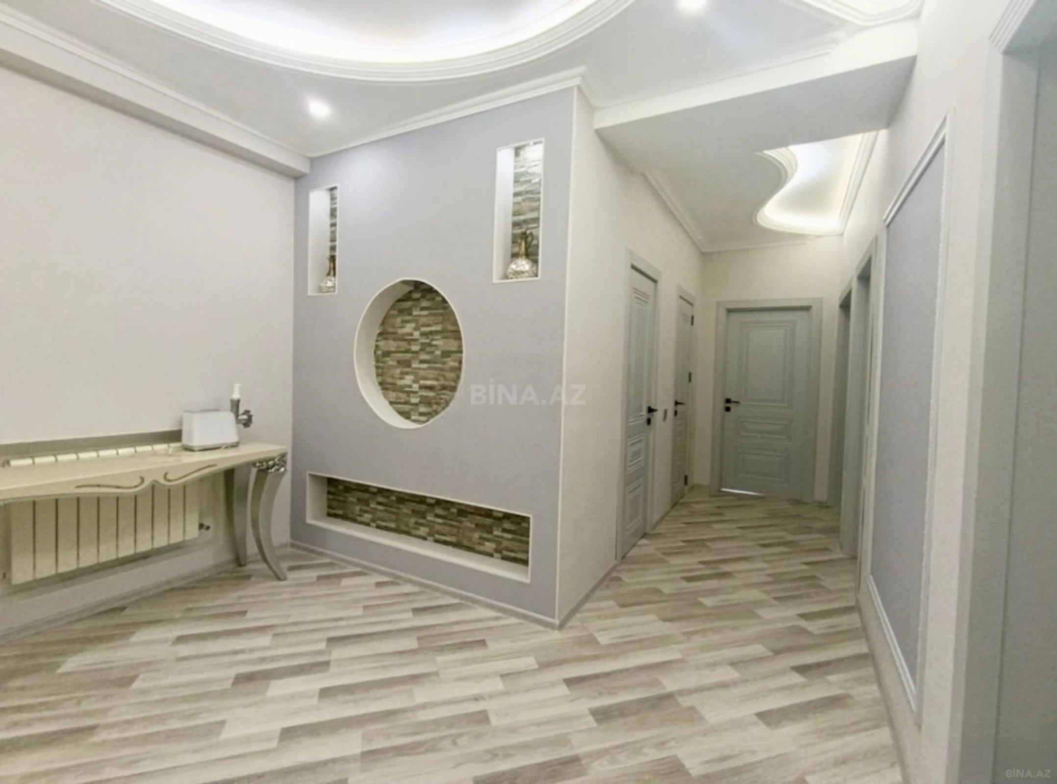 Satılır 3 otaqlı mənzil 115 m²