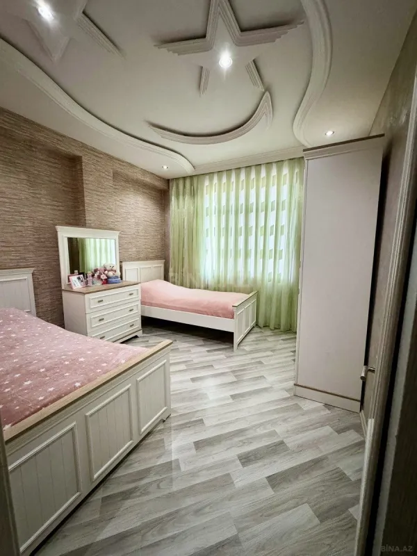 Satılır 3 otaqlı mənzil 115 m²