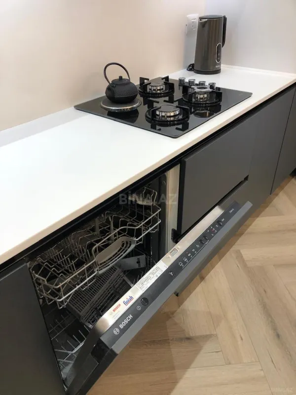 Kirayə verilir 2 otaqlı mənzil 58 m²