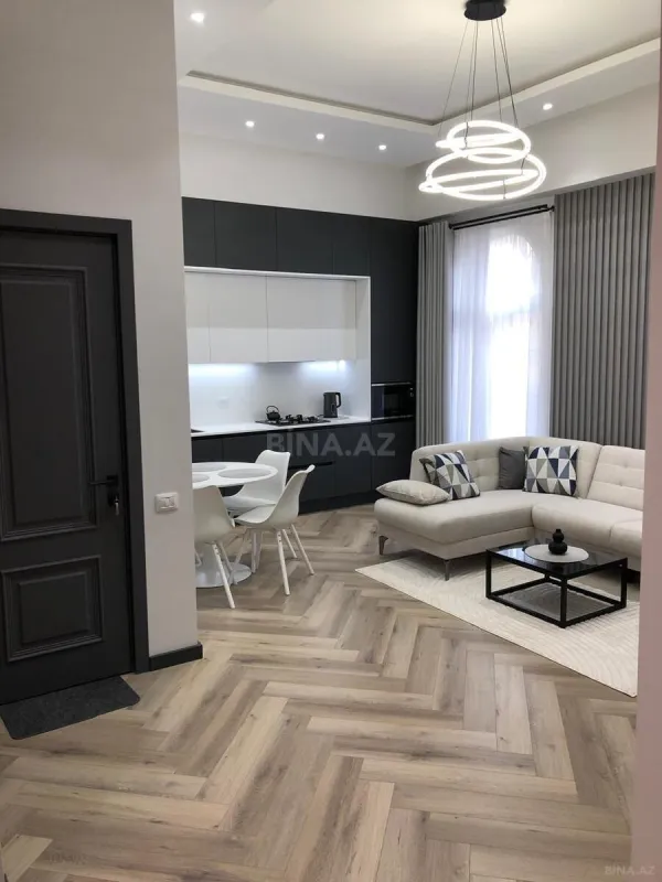 Kirayə verilir 2 otaqlı mənzil 58 m²