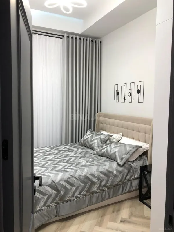 Kirayə verilir 2 otaqlı mənzil 58 m²