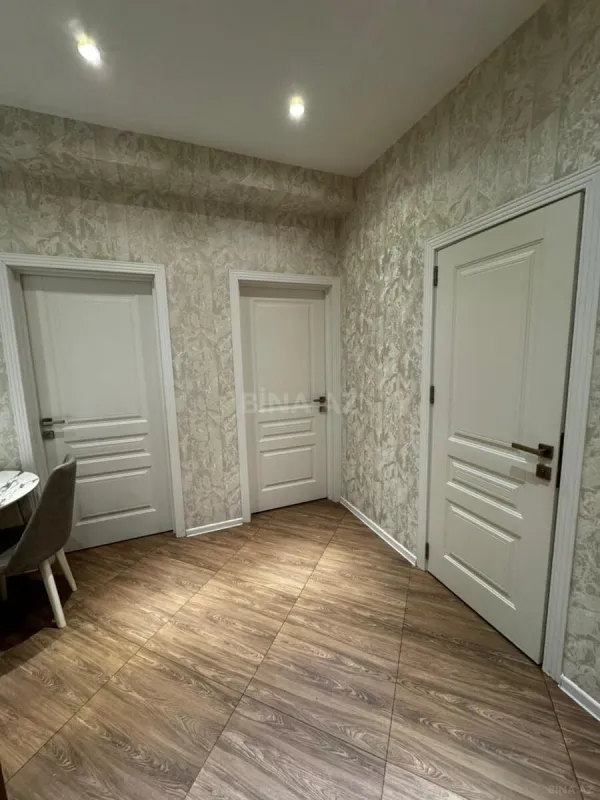 Satılır 2 otaqlı mənzil 64 m²