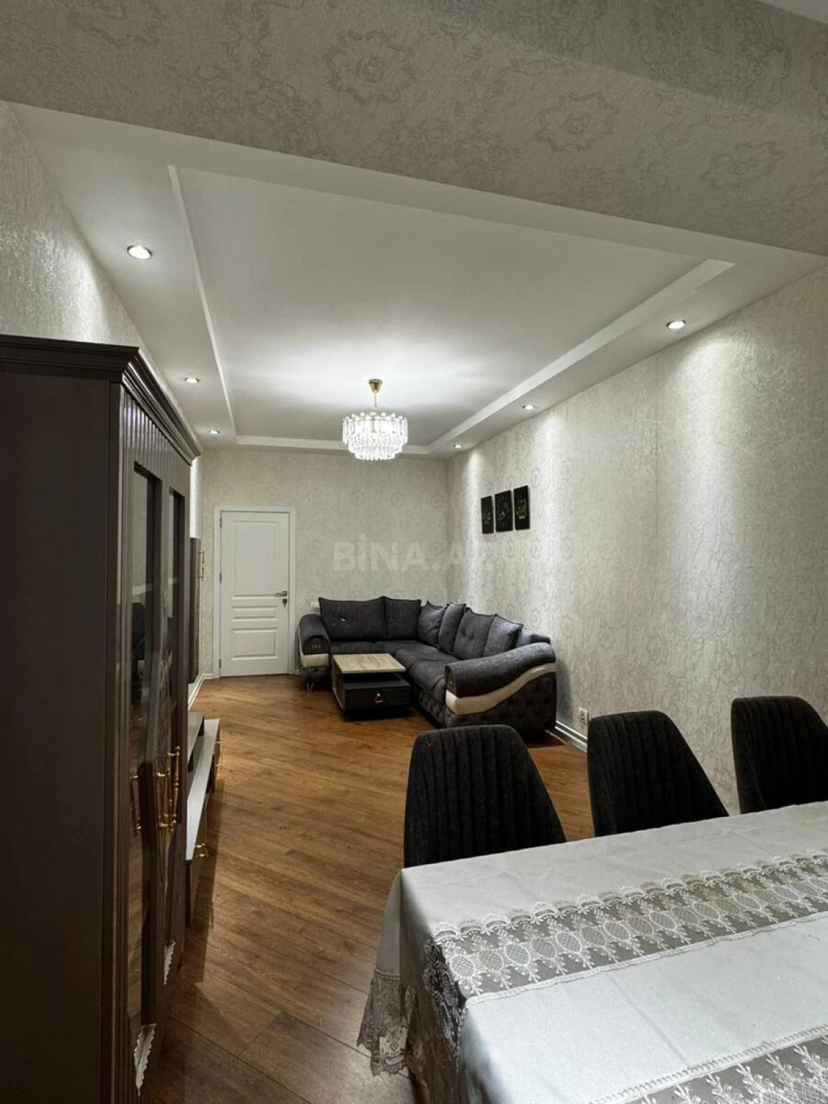 Satılır 2 otaqlı mənzil 64 m²