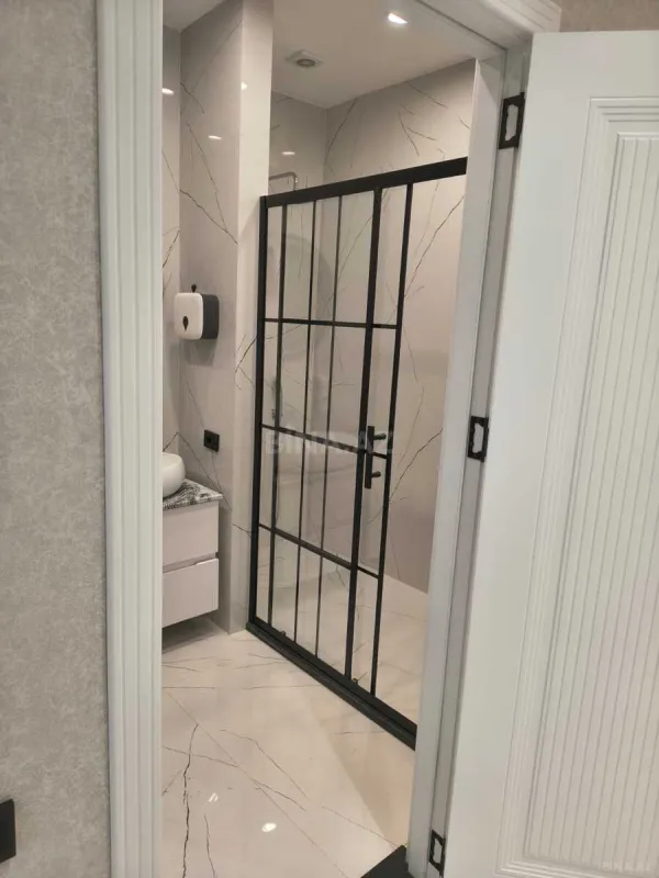 Kirayə verilir 2 otaqlı mənzil 85 m²