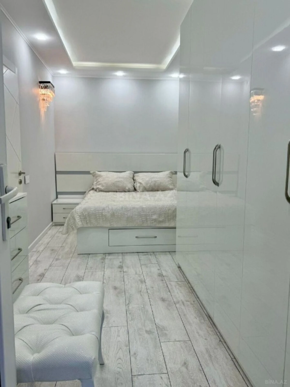 Kirayə verilir 2 otaqlı mənzil 55 m²