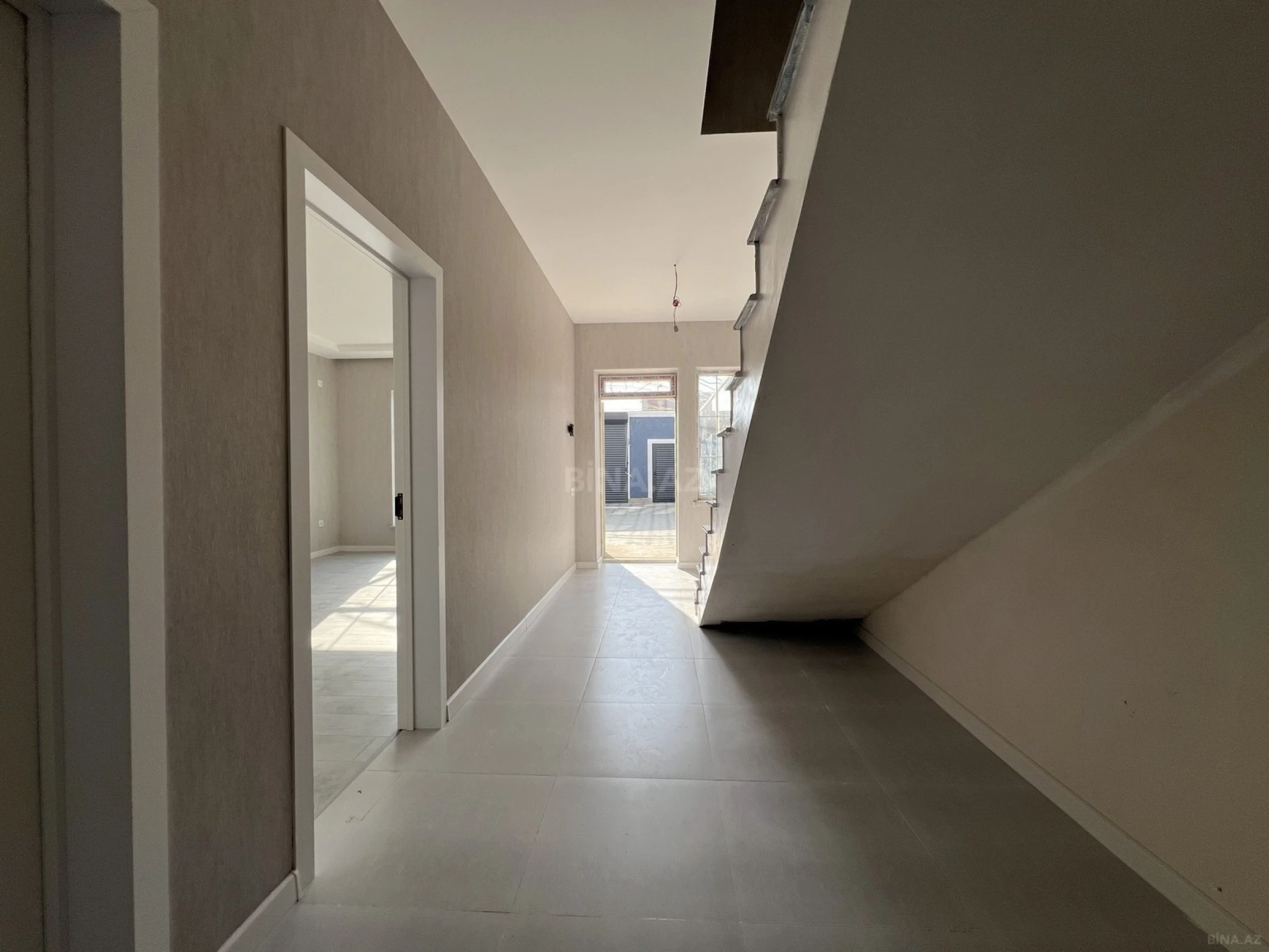 Satılır 4 otaqlı həyət evi 140 m²