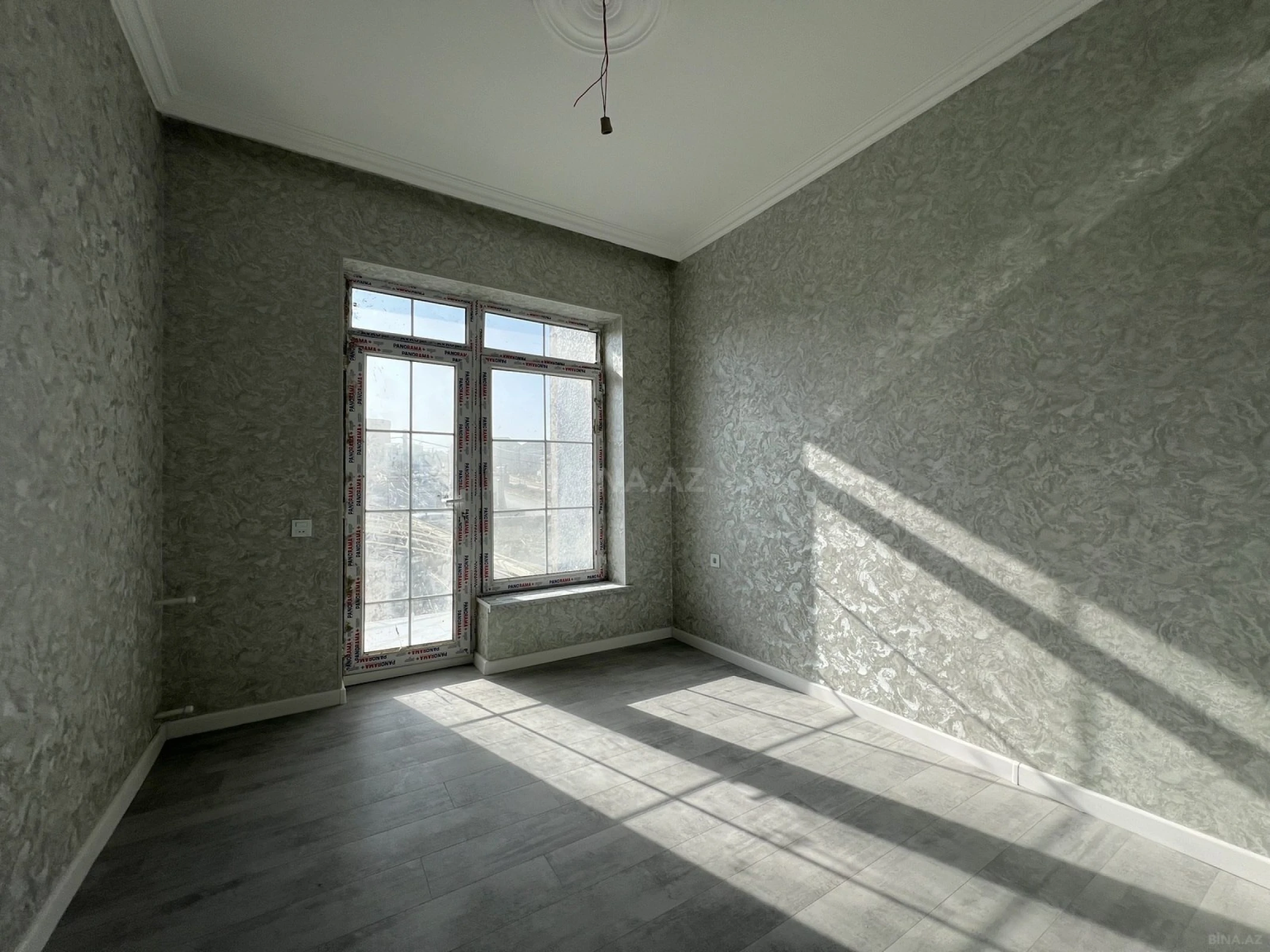 Satılır 4 otaqlı həyət evi 140 m²