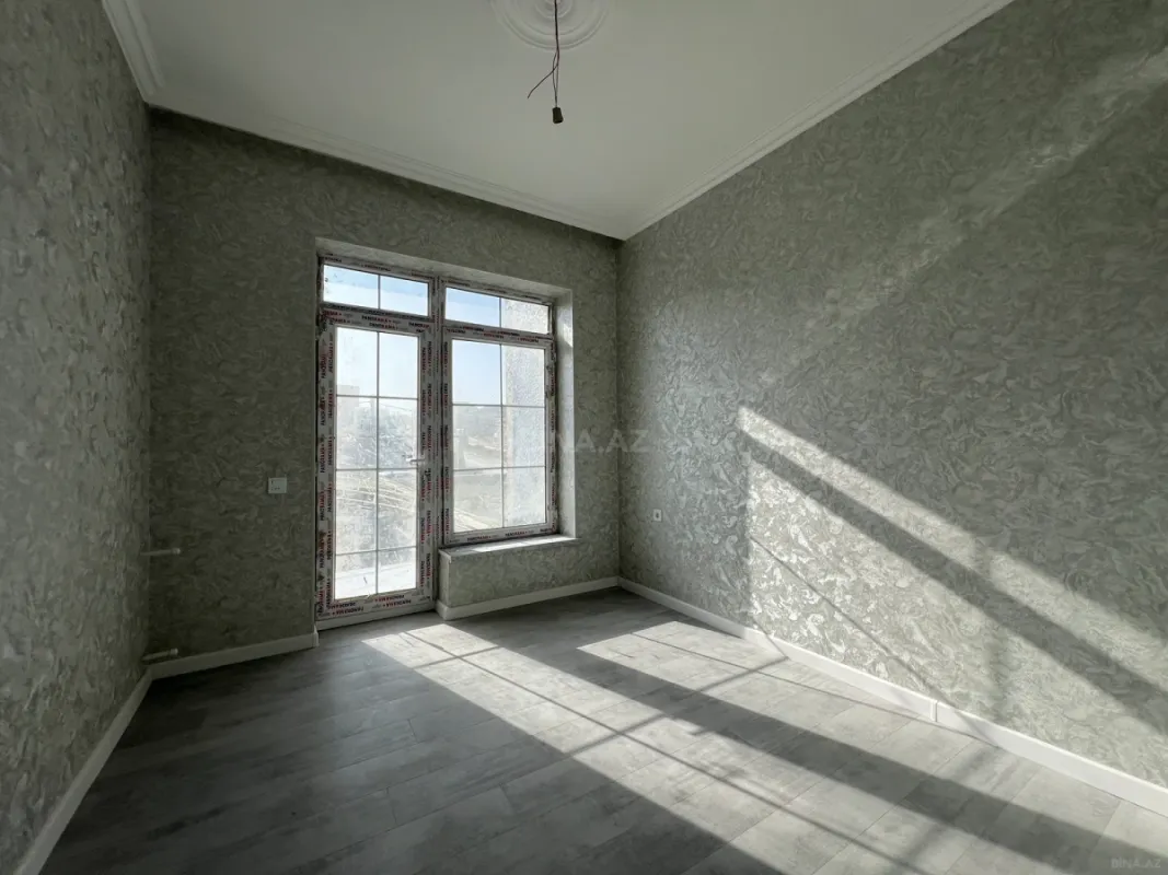 Satılır 4 otaqlı həyət evi 140 m²