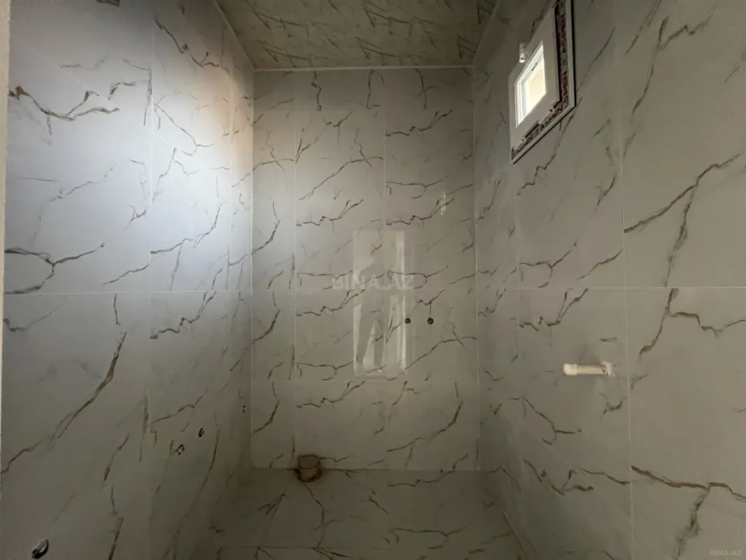 Satılır 4 otaqlı həyət evi 140 m²