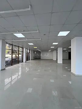 Satılır obyekt 1300 m²