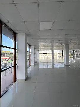 Satılır obyekt 1300 m²