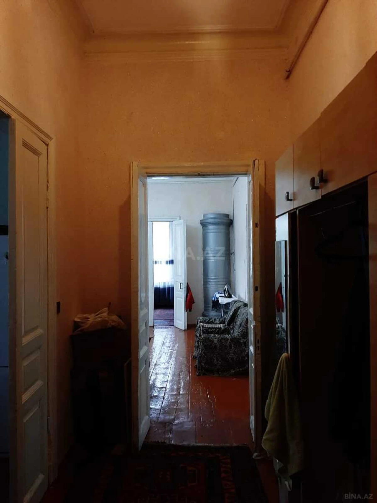 Satılır obyekt 180 m²