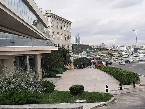 Satılır obyekt 180 m² — Bakı, Səbail 180.00 m²