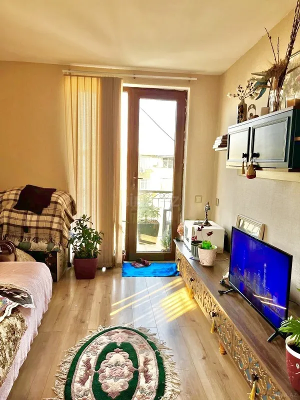 Satılır 1 otaqlı mənzil 35 m²