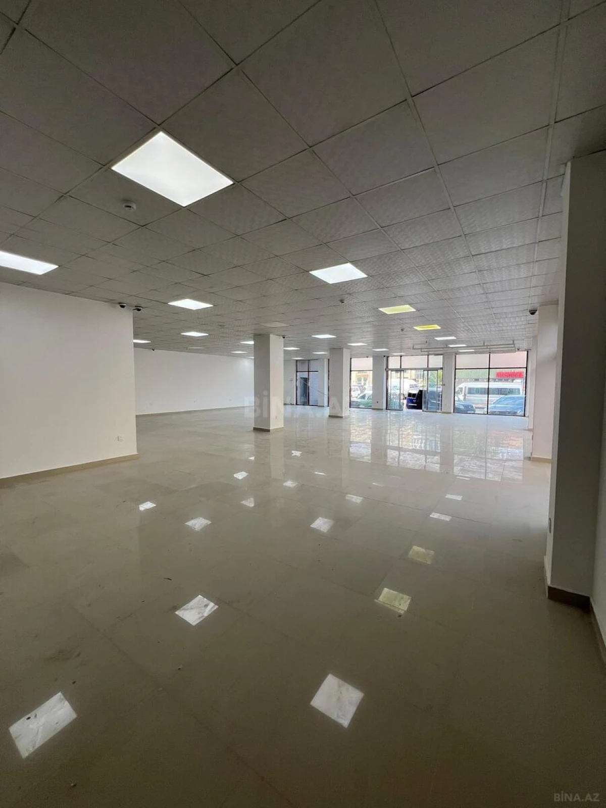 Kirayə verilir obyekt 1300 m²