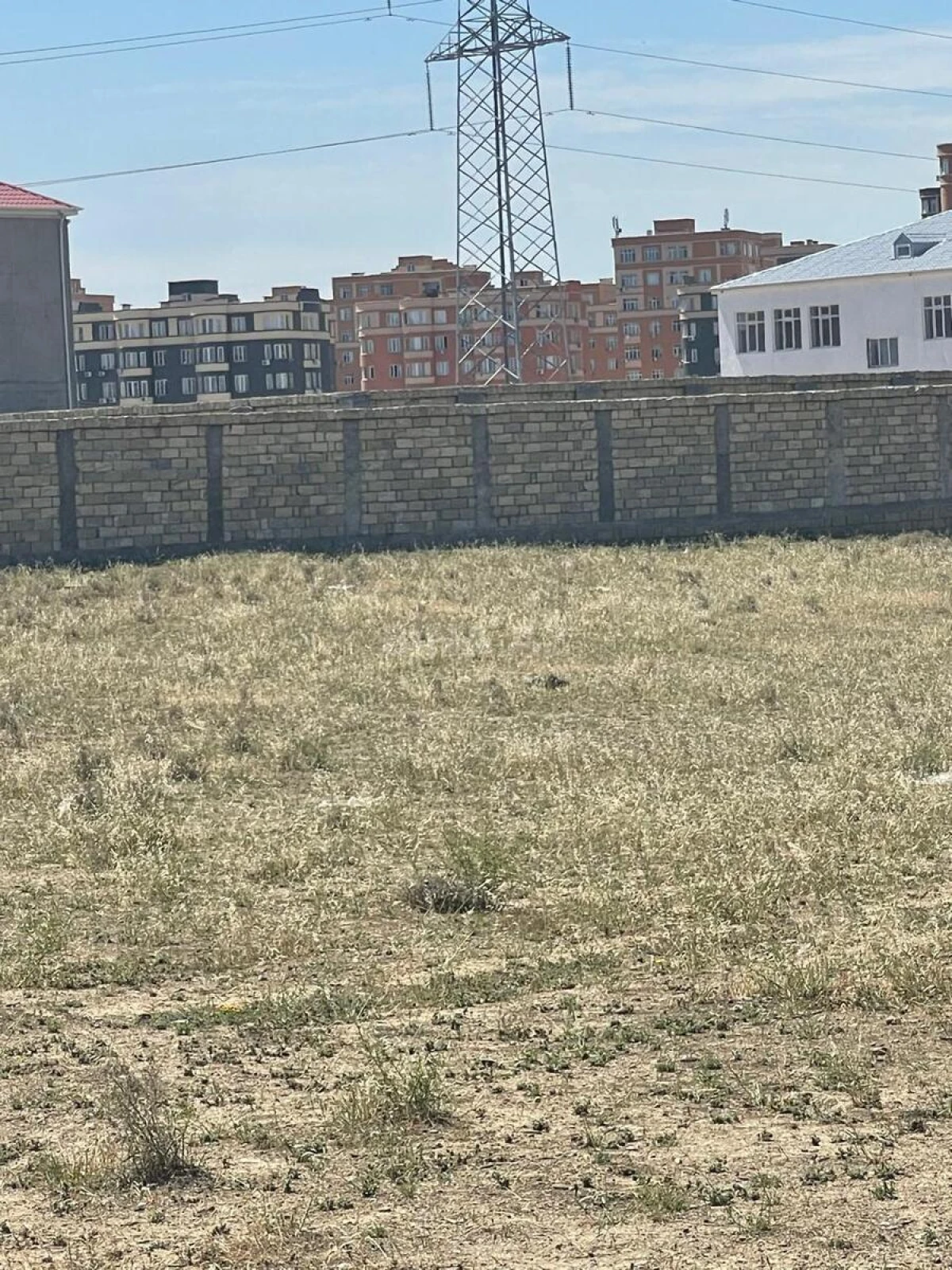 Satılır torpaq sahəsi 300 m²