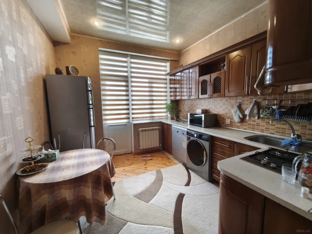 Satılır 2 otaqlı mənzil 89 m²