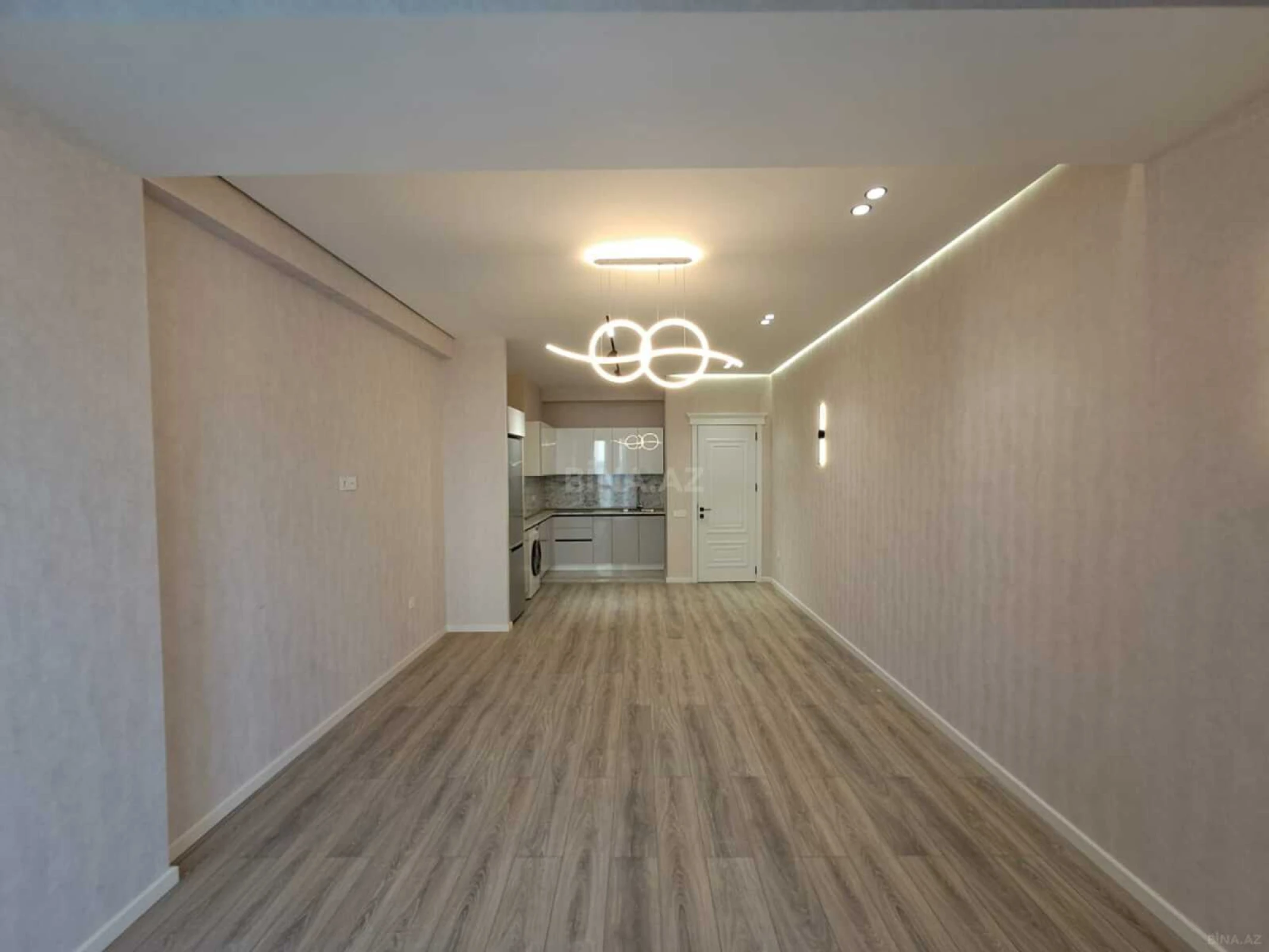 Satılır 3 otaqlı mənzil 92 m²