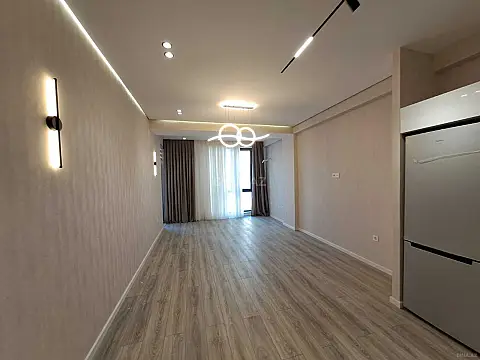 Satılır 3 otaqlı mənzil 92 m²