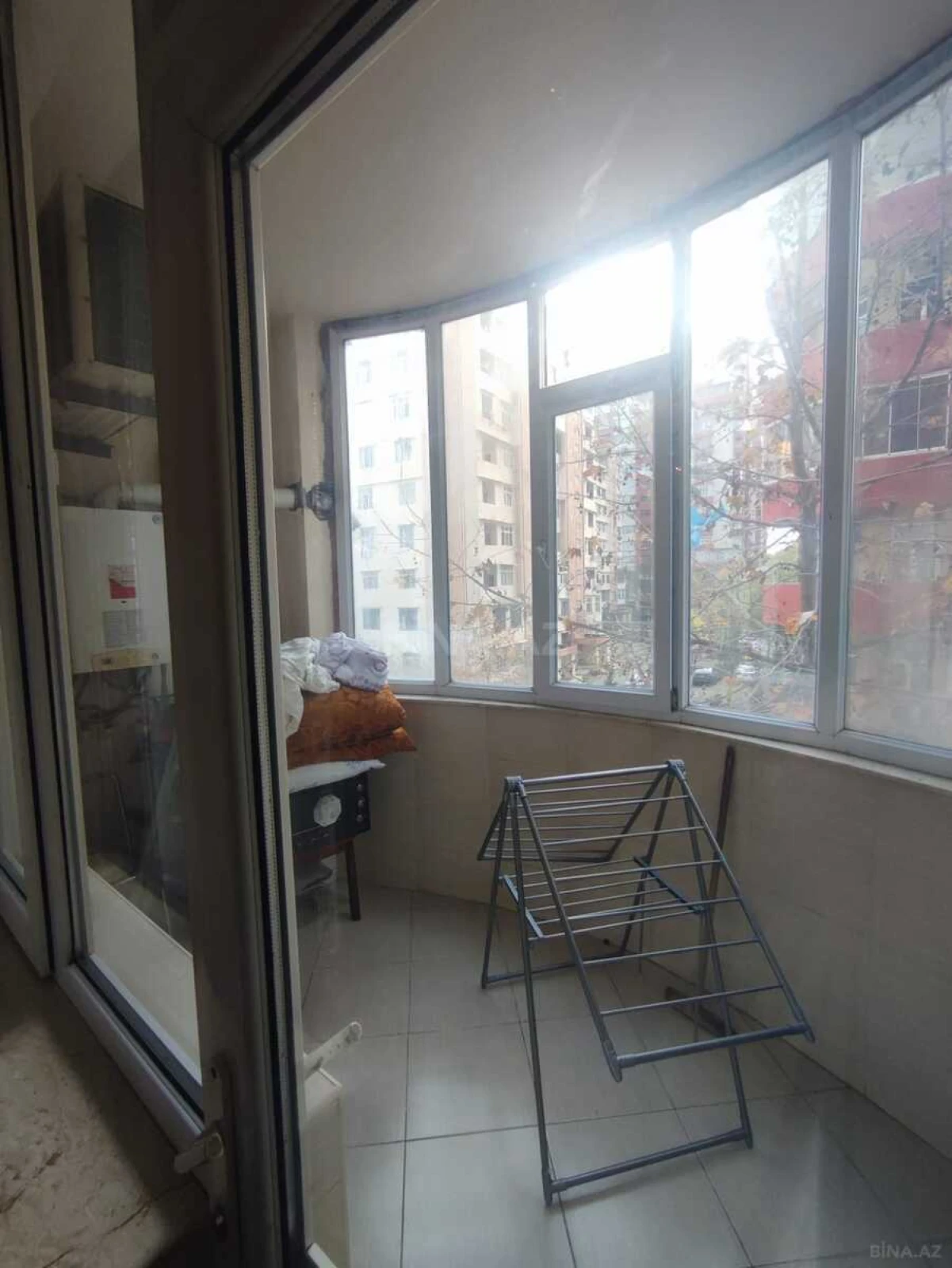 Satılır 3 otaqlı mənzil 120 m²