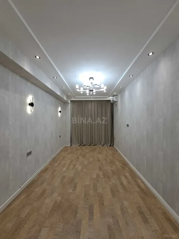 Satılır 2 otaqlı mənzil 92 m²