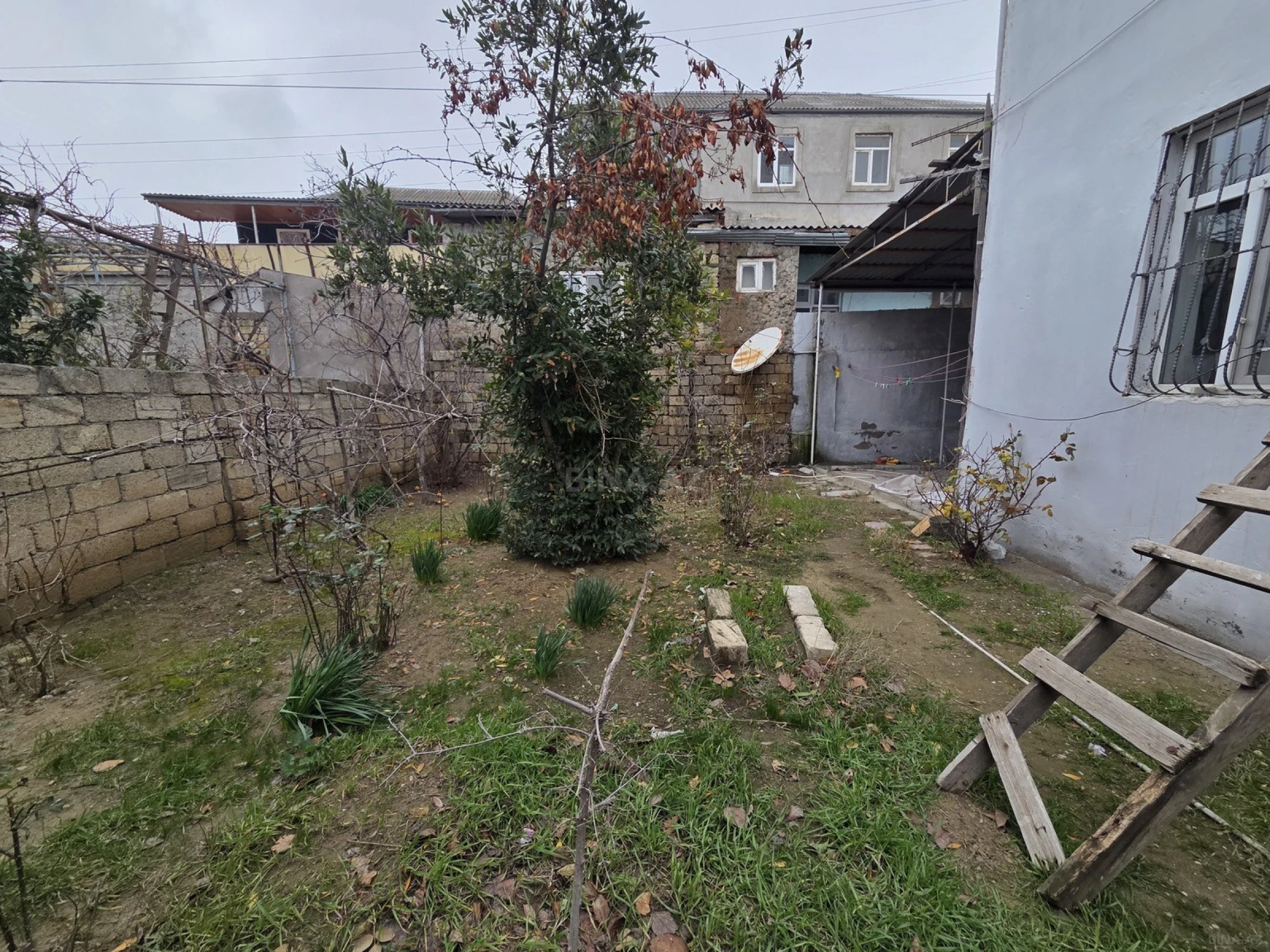 Satılır 4 otaqlı həyət evi 110 m²