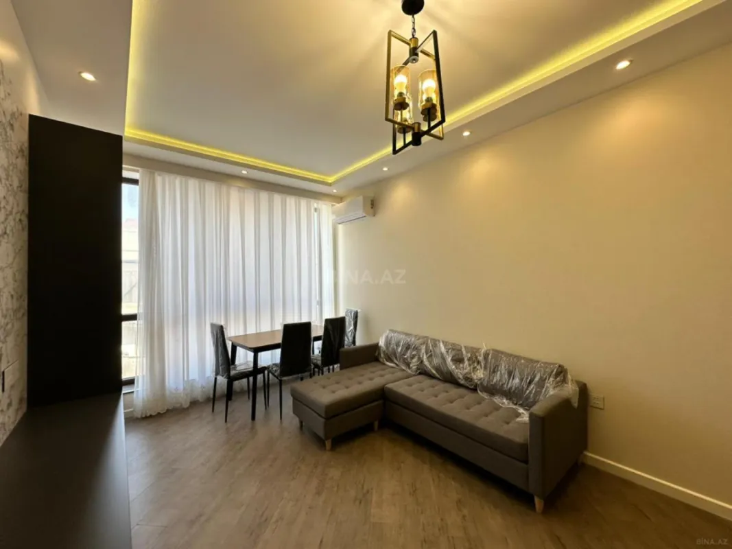 Satılır 3 otaqlı mənzil 101 m²