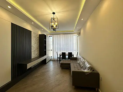 Satılır 3 otaqlı mənzil 101 m²