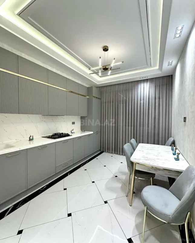 Kirayə verilir 2 otaqlı mənzil 100 m²