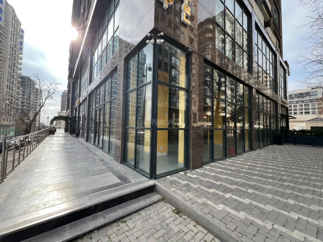 Kirayə verilir obyekt 260 m²