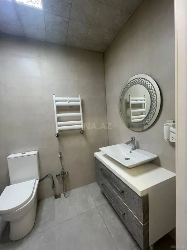 Kirayə verilir 2 otaqlı mənzil 65 m²