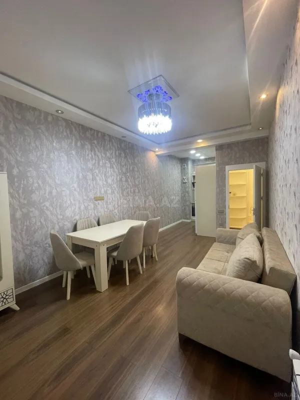 Kirayə verilir 2 otaqlı mənzil 65 m²