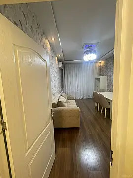 Kirayə verilir 2 otaqlı mənzil 65 m²