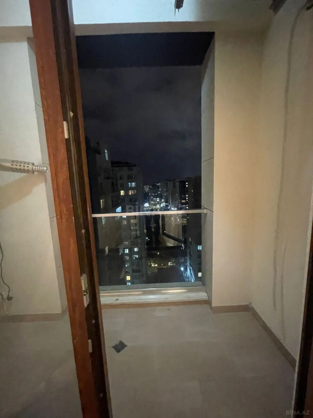 Kirayə verilir 2 otaqlı mənzil 65 m²